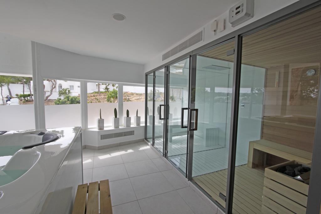 Bg Portinatx Beach Club Hotel Ngoại thất bức ảnh
